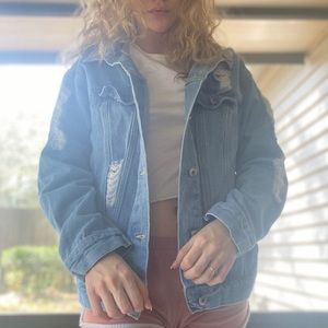 Distressed Denim  Jacket 🧥